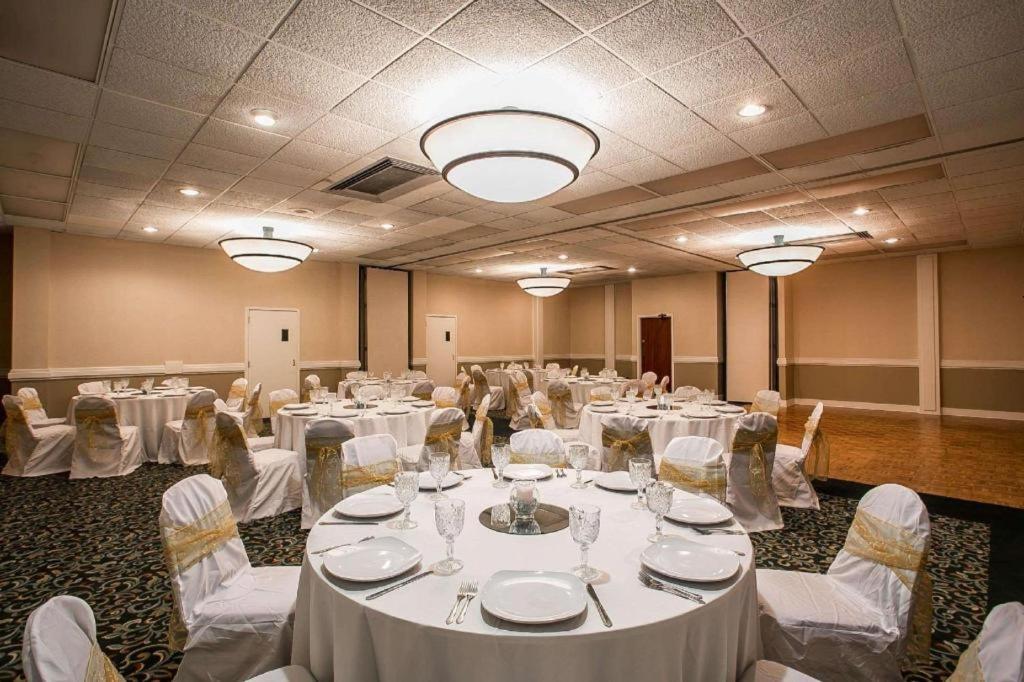 Quality Inn Sumter Exterior photo