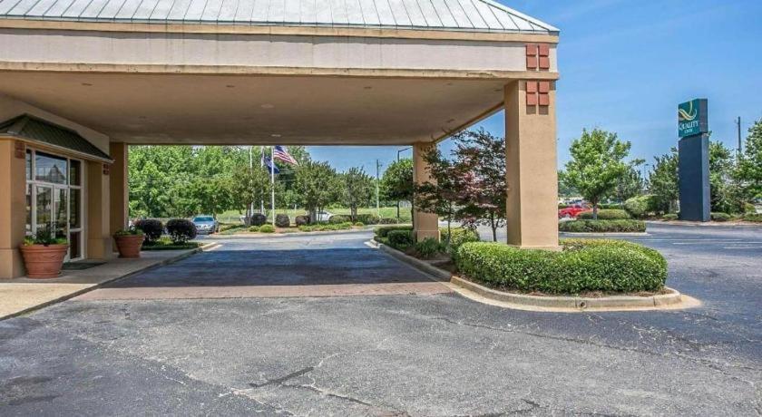 Quality Inn Sumter Exterior photo